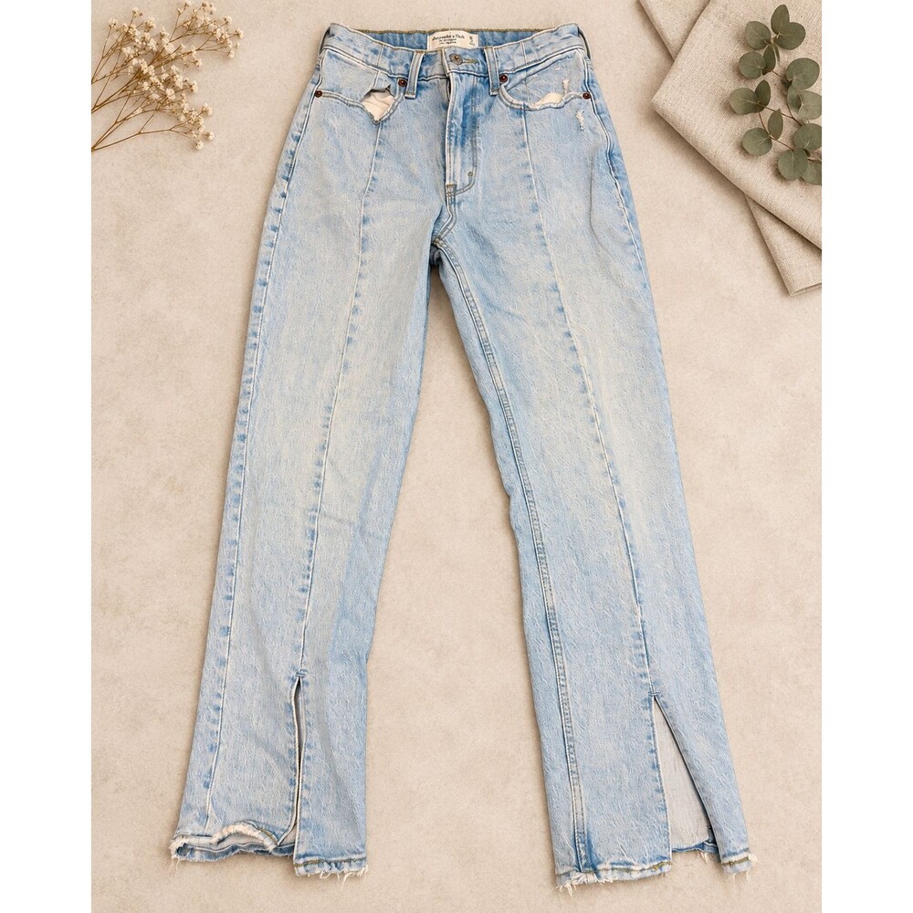 Abercrombie & Fitch Curve Love 90s Straight Ultra High Rise Jeans 26 Split Hem